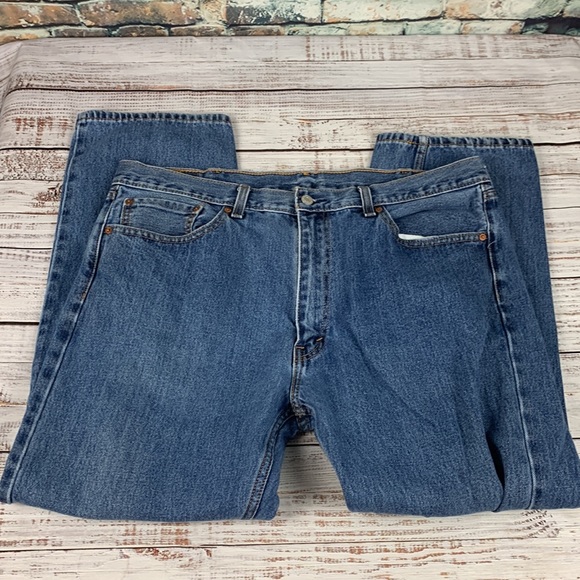 Levi Strauss “505” Straight leg blue jeans size 40 - Picture 2 of 16